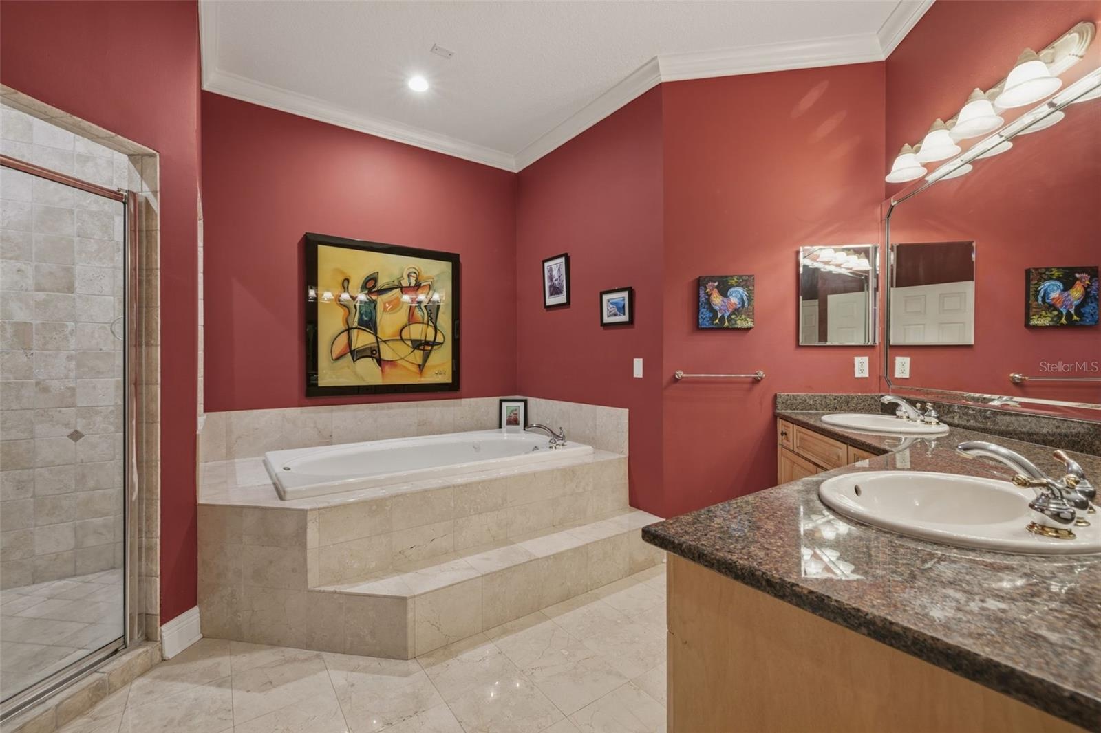 Image 28 of 78 For 615 Saxony Boulevard