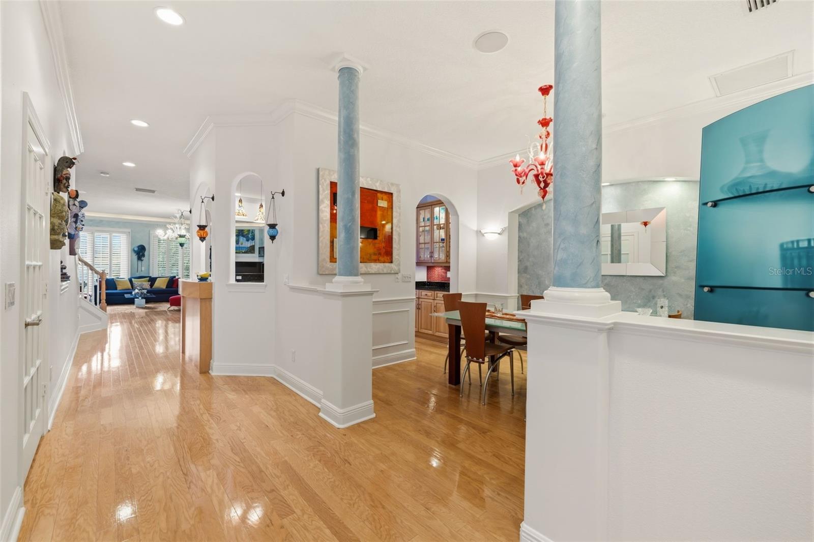 Image 3 of 78 For 615 Saxony Boulevard