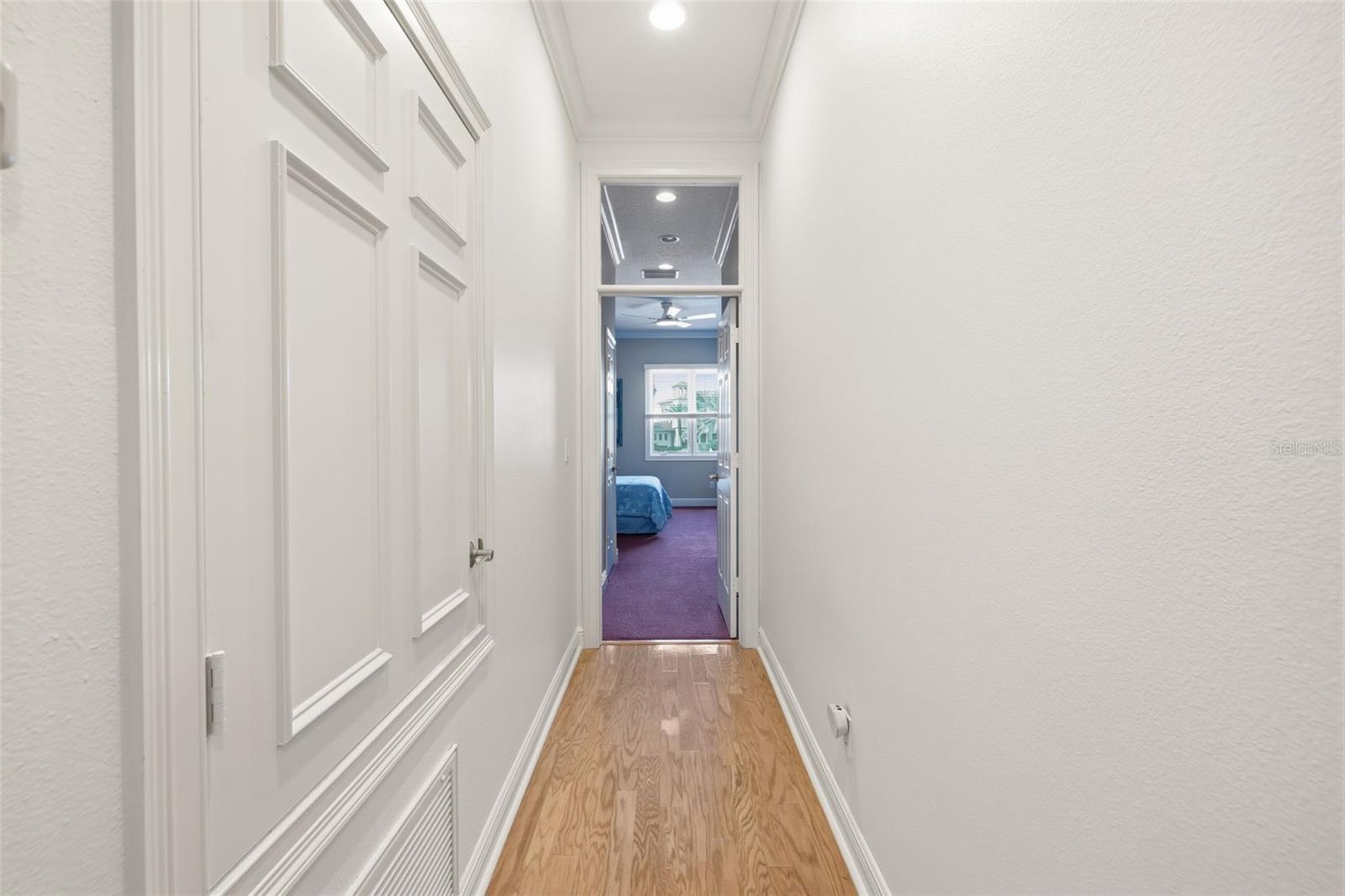 Image 37 of 78 For 615 Saxony Boulevard