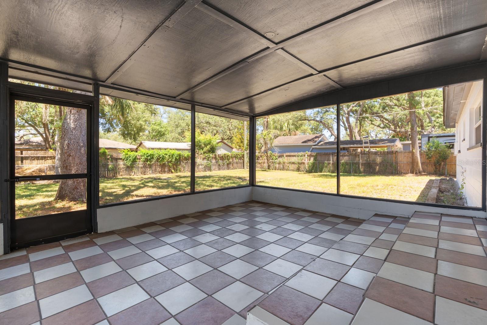 Image 21 of 27 For 207 Bougainvillea Avenue