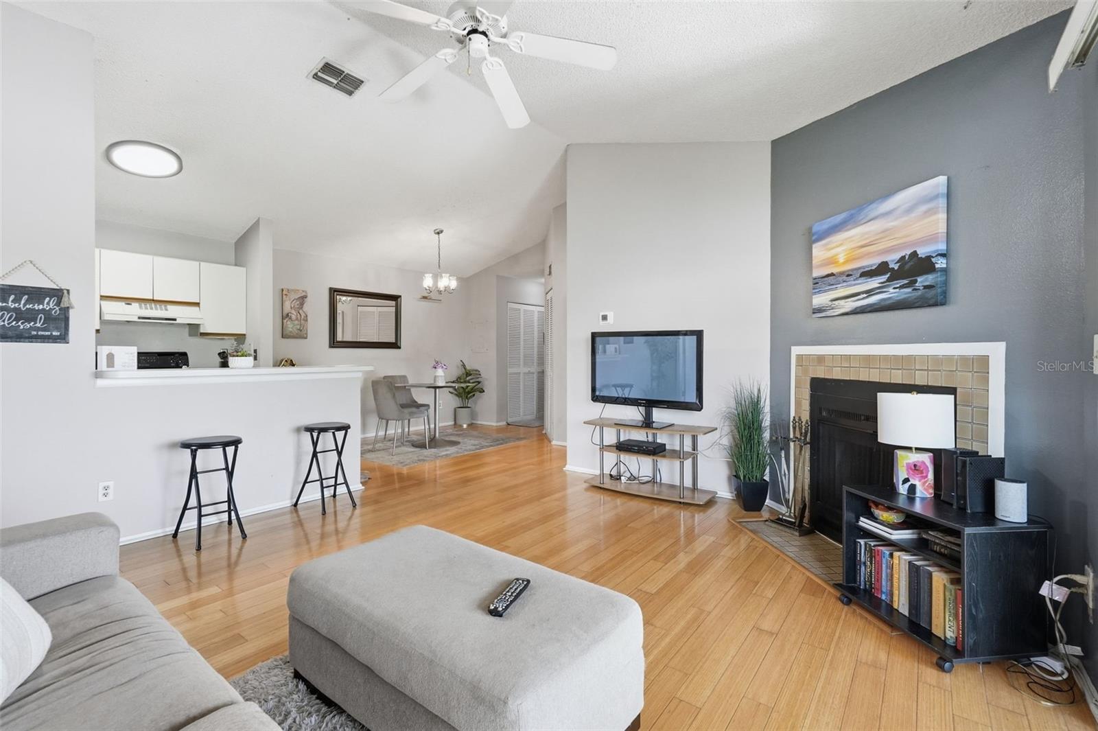 Image 12 of 23 For 2067 Hunters Glen Drive 339