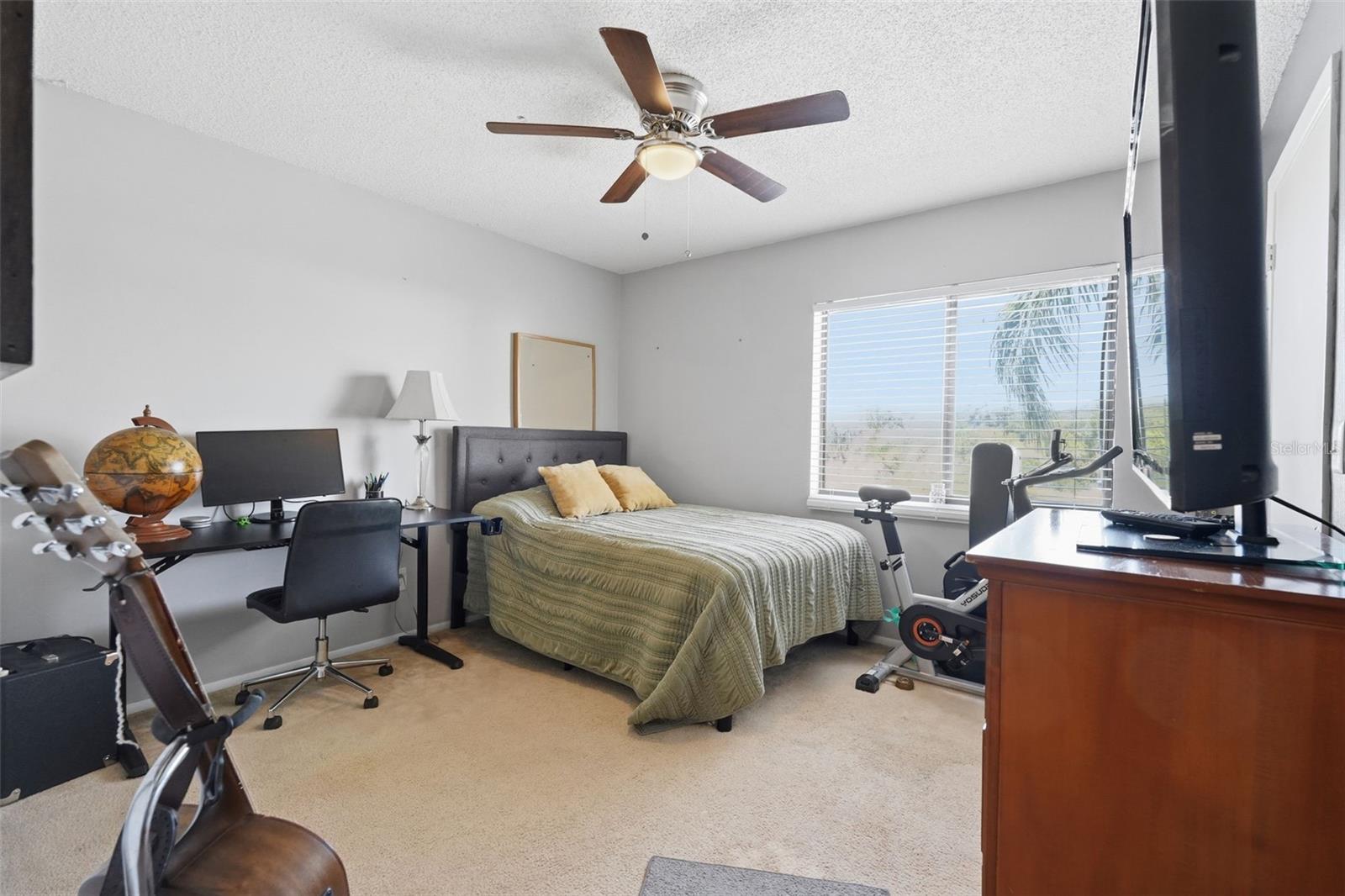 Image 16 of 23 For 2067 Hunters Glen Drive 339