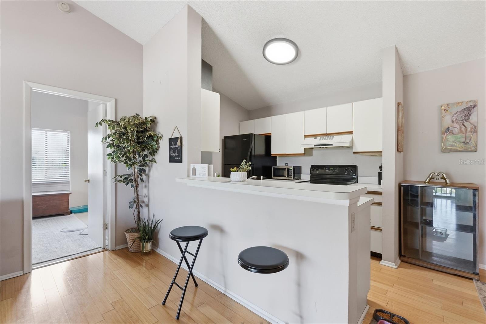 Image 5 of 23 For 2067 Hunters Glen Drive 339