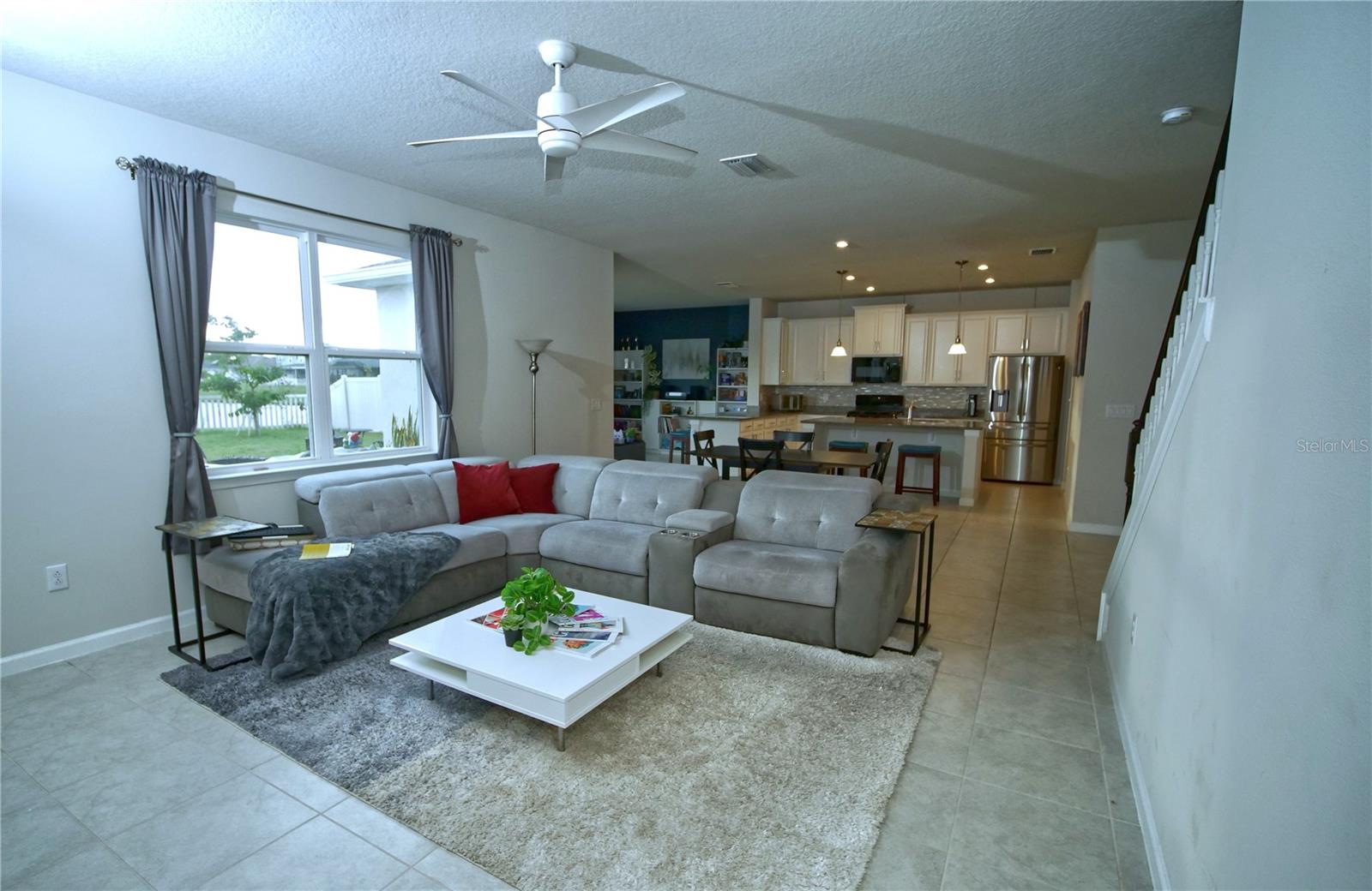 Image 15 of 46 For 12349 Blue Pacific Drive