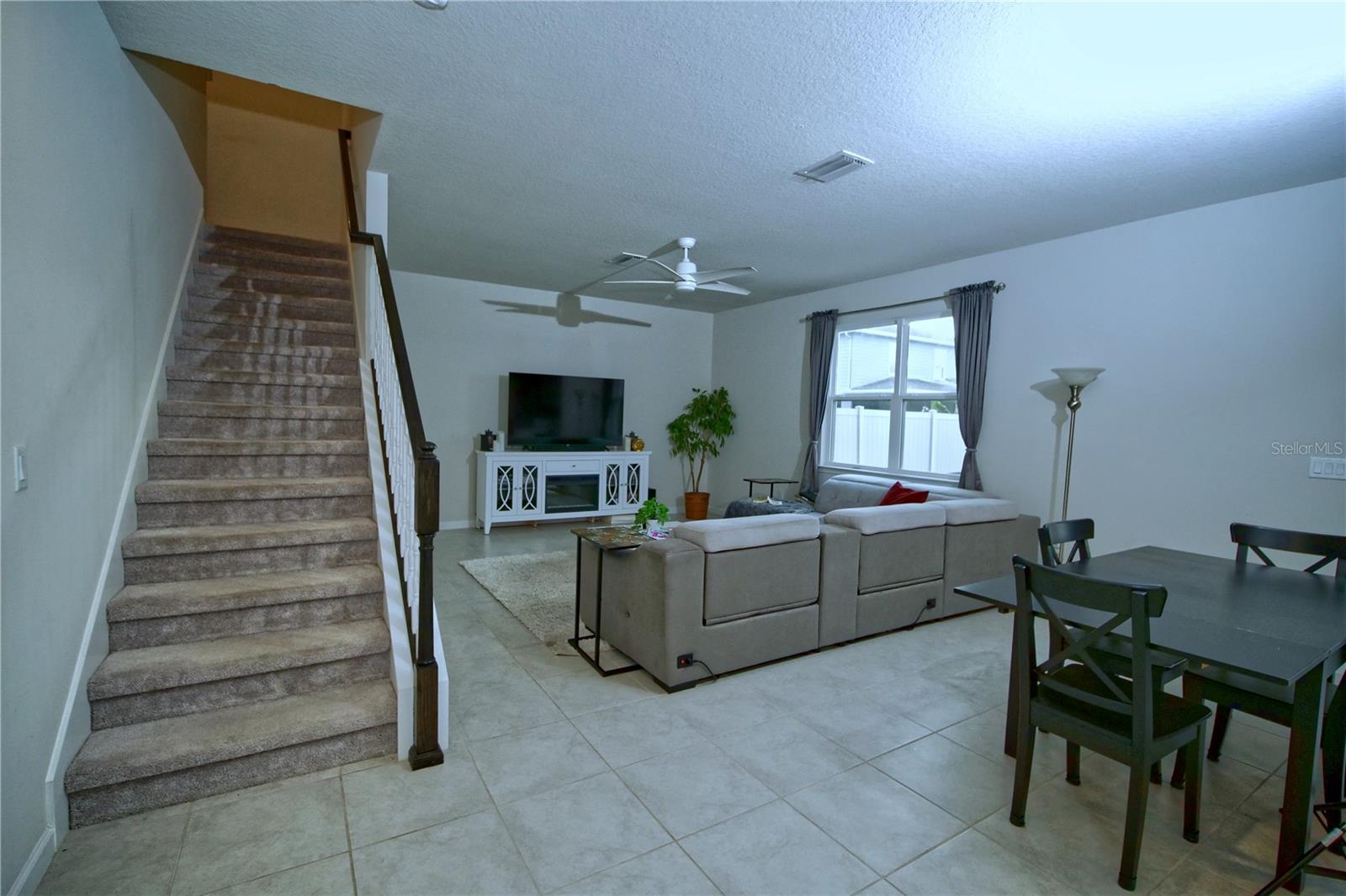 Image 17 of 46 For 12349 Blue Pacific Drive