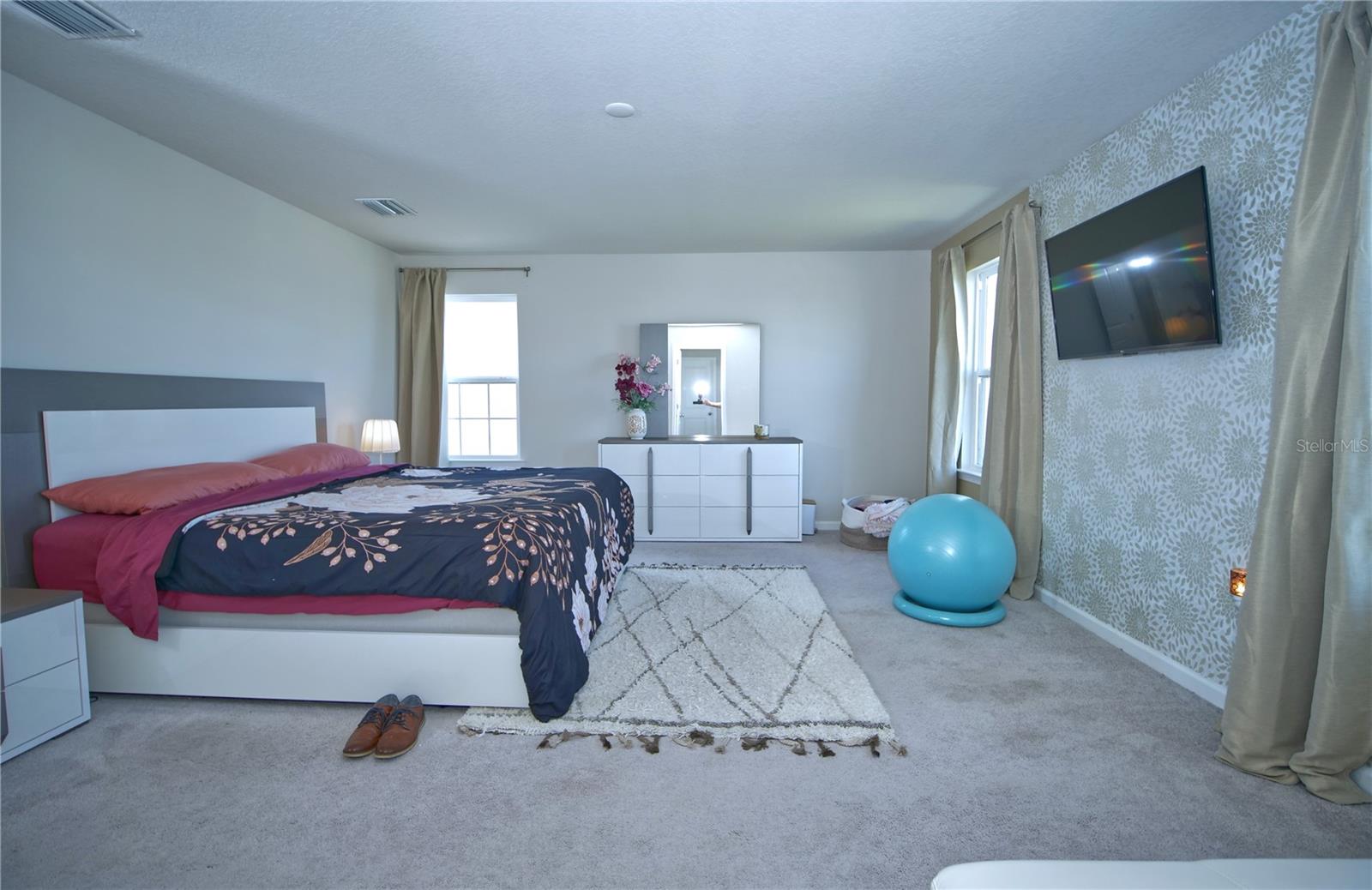 Image 27 of 46 For 12349 Blue Pacific Drive