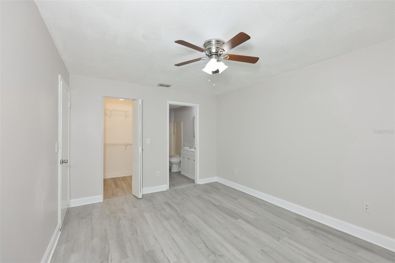 Image 15 of 31 For 1720 Oak Branch Court