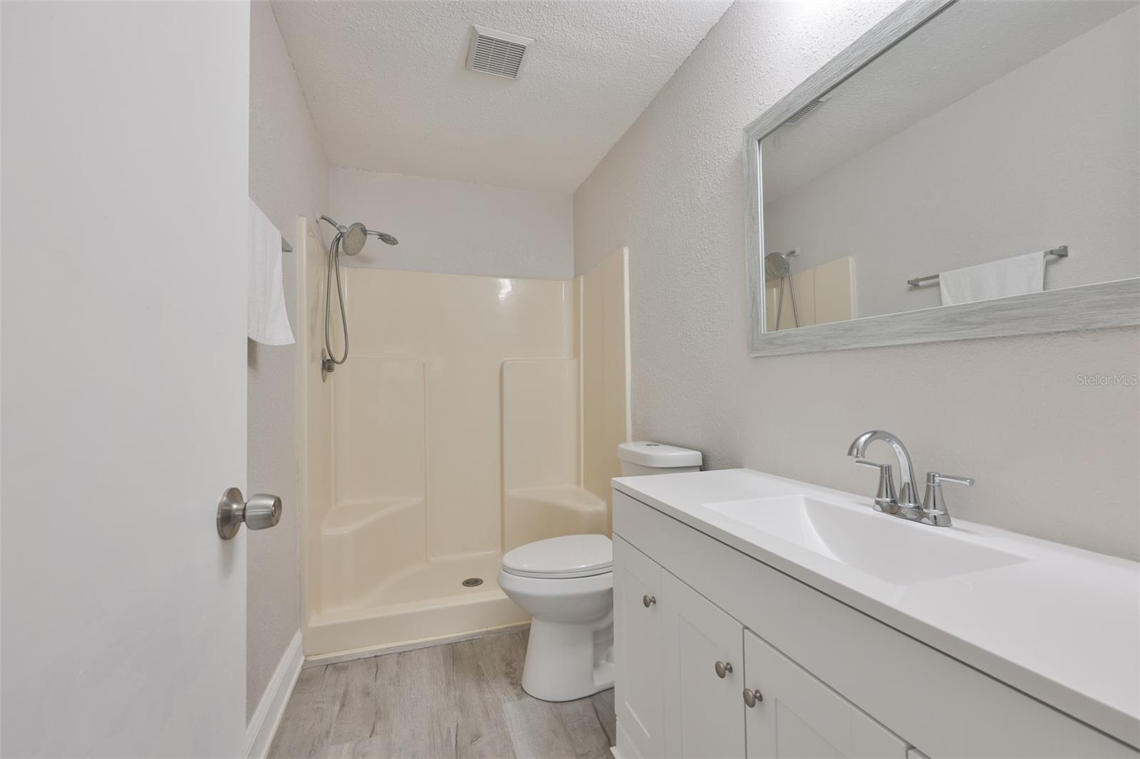 Image 16 of 31 For 1720 Oak Branch Court