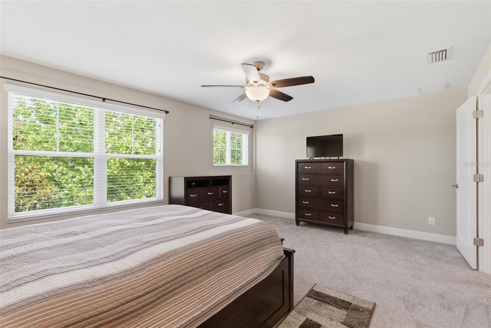 Image 18 of 28 For 12664 Rangeland Boulevard