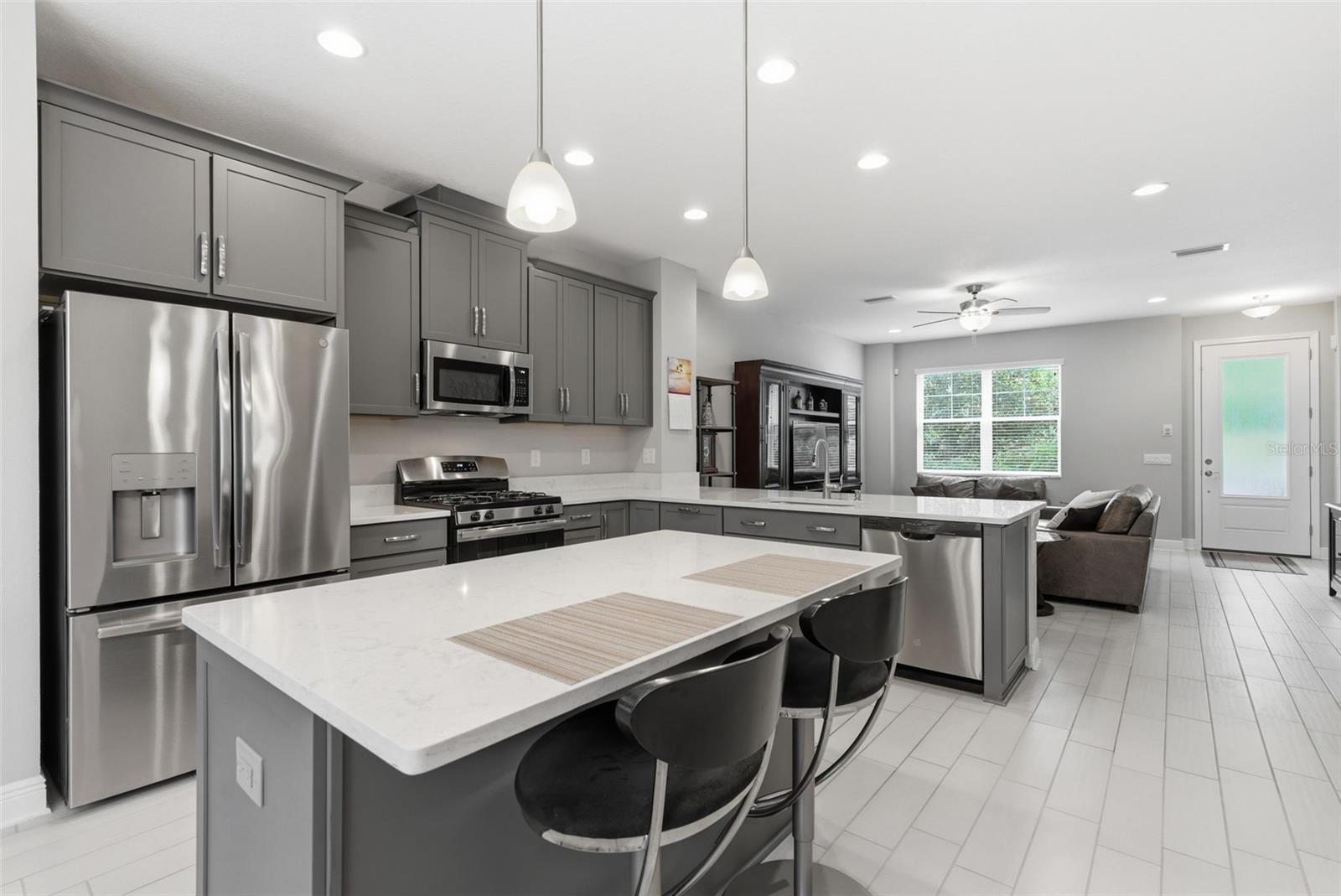 Image 7 of 28 For 12664 Rangeland Boulevard