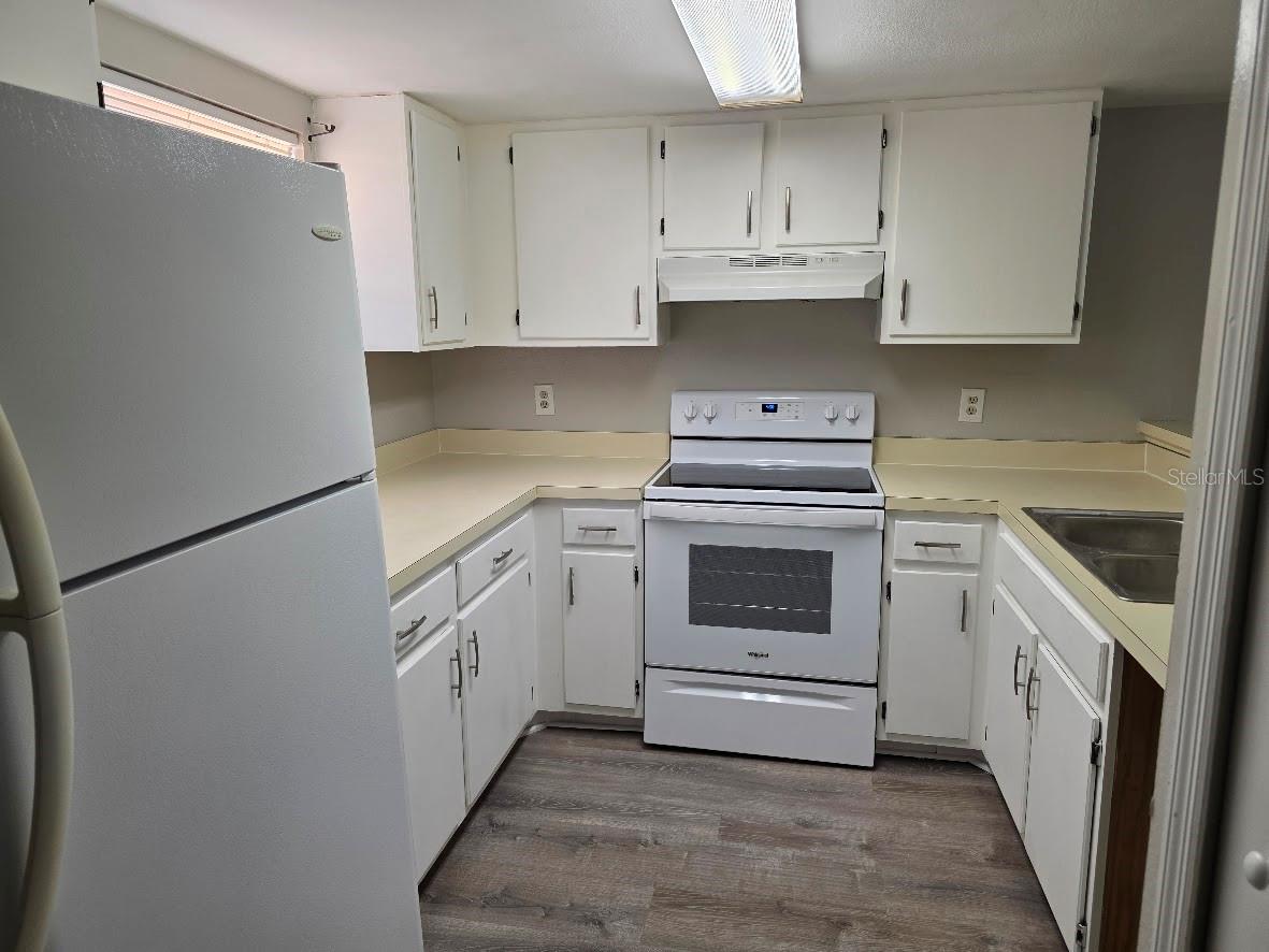 Image 3 of 14 For 2031 Pine Chace Court