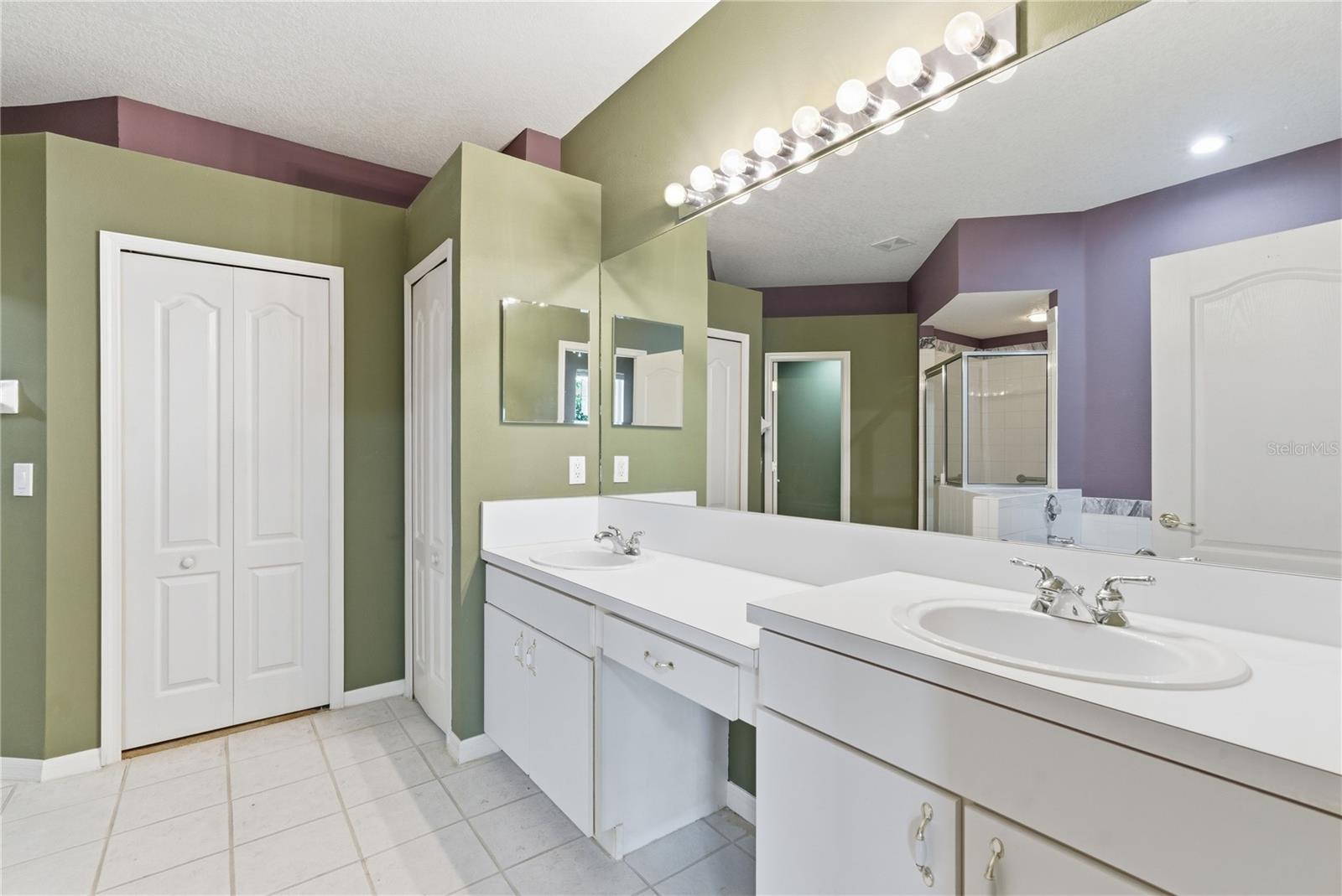 Image 10 of 23 For 30442 Lettingwell Circle