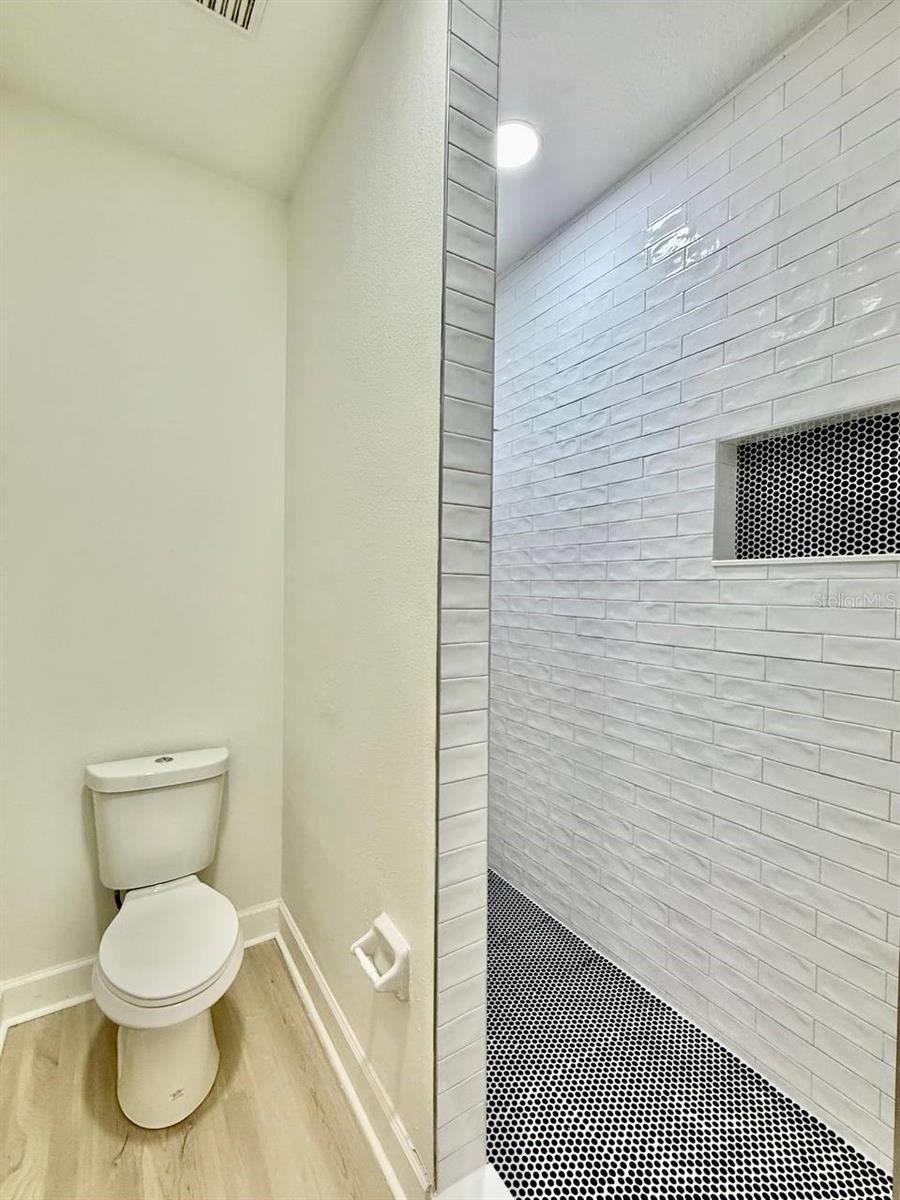 Image 33 of 55 For 8614 Miramar Terrace Circle 8614