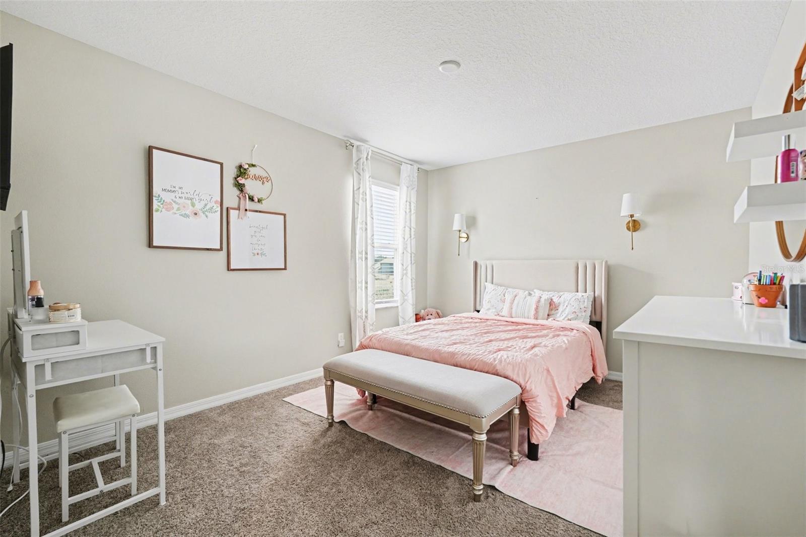 Image 14 of 35 For 38152 Cobble Creek Boulevard