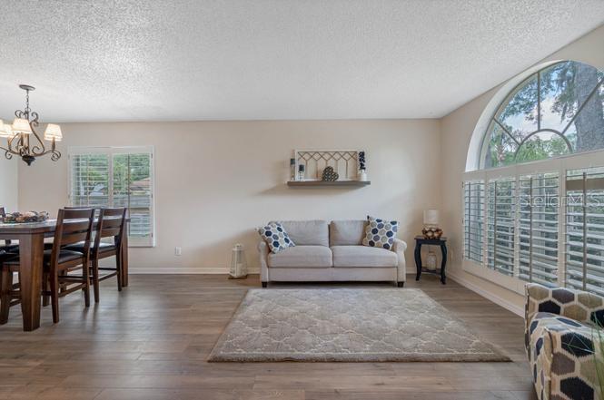 Image 26 of 66 For 2301 Millcreek Court