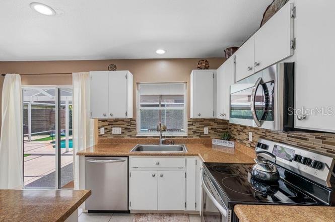 Image 31 of 66 For 2301 Millcreek Court