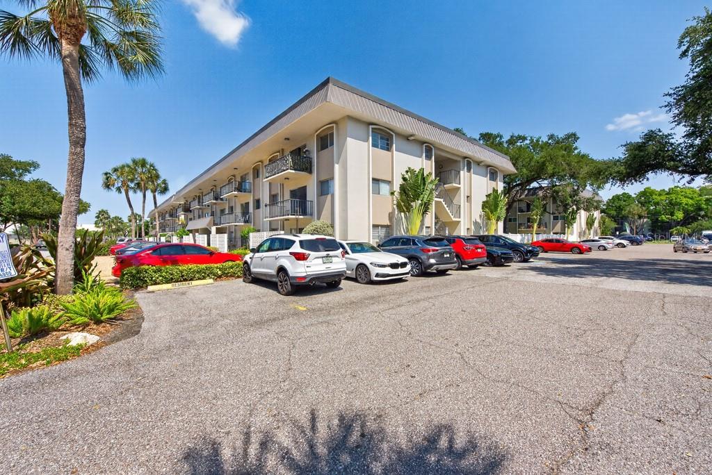 Image 30 of 43 For 4607 Fig Street 308