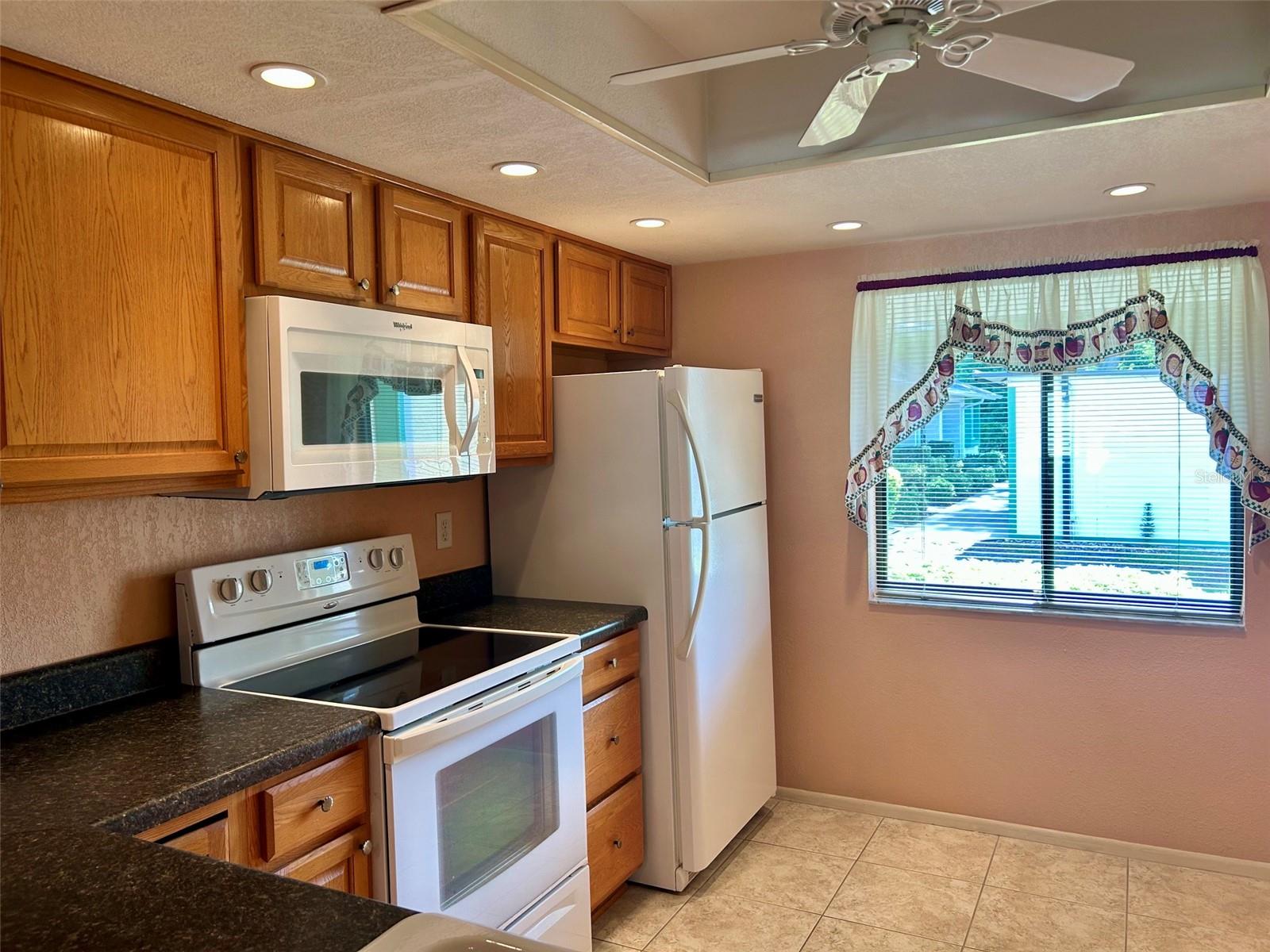 Image 3 of 26 For 2514 Royal Pines Circle 25d