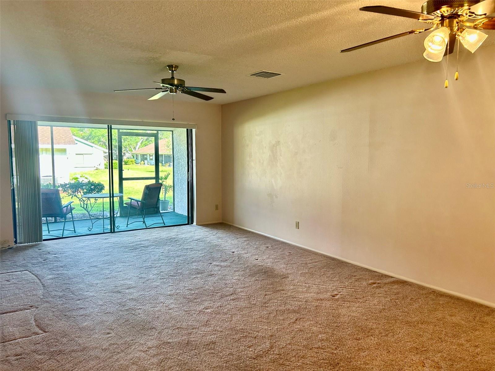 Image 5 of 26 For 2514 Royal Pines Circle 25d
