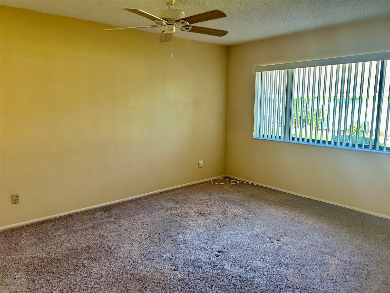 Image 7 of 26 For 2514 Royal Pines Circle 25d
