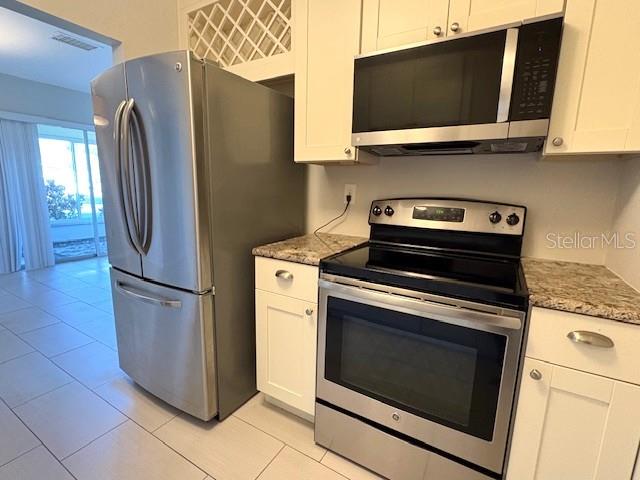 Image 15 of 45 For 1902 Dandridge Street 12