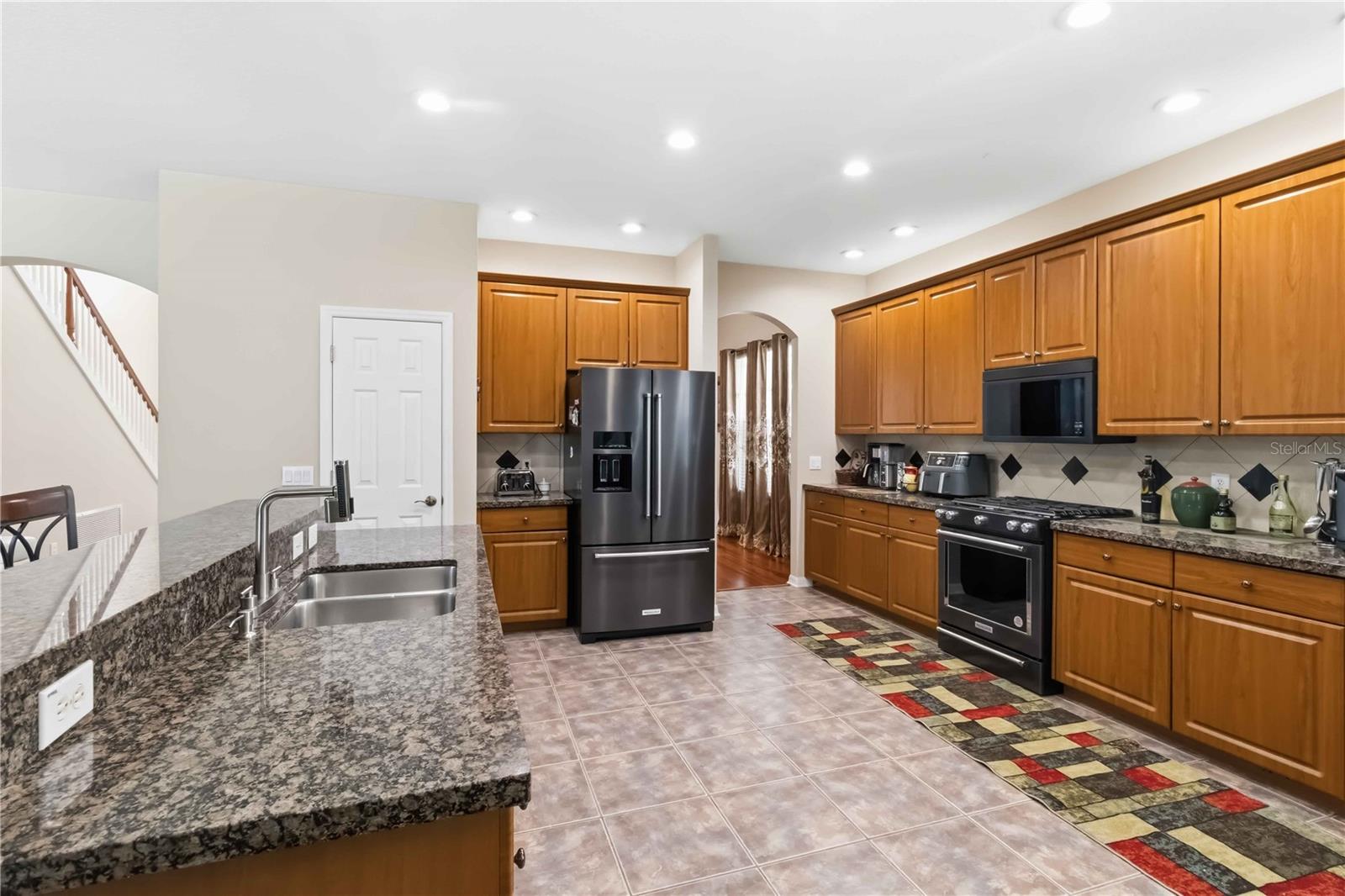 Image 12 of 58 For 10436 Canary Isle Drive