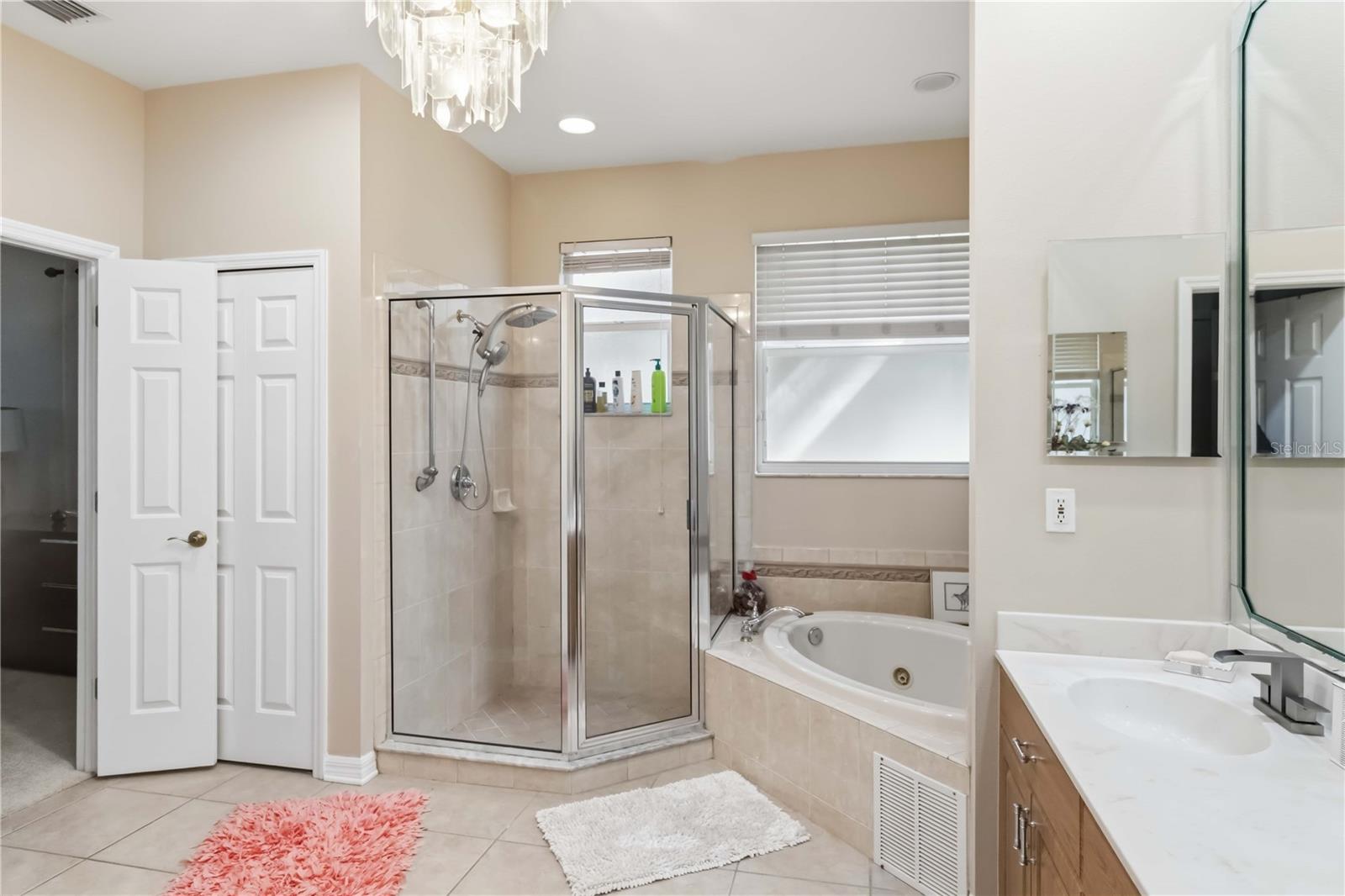 Image 24 of 58 For 10436 Canary Isle Drive