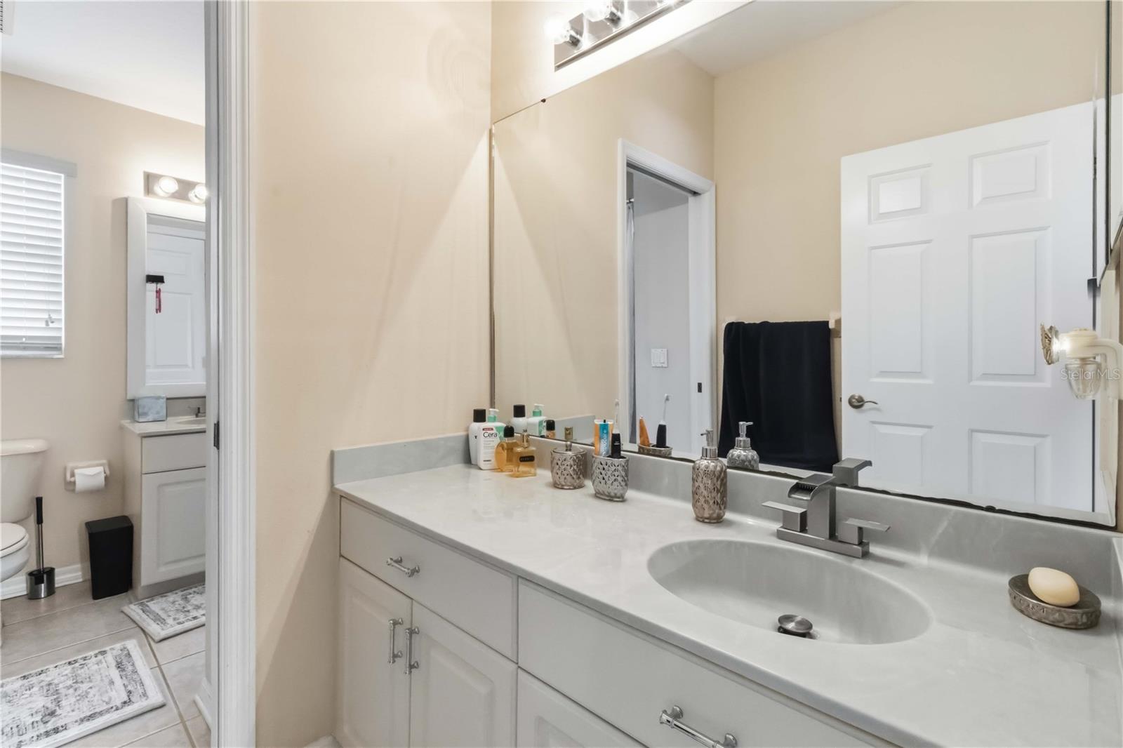 Image 33 of 58 For 10436 Canary Isle Drive