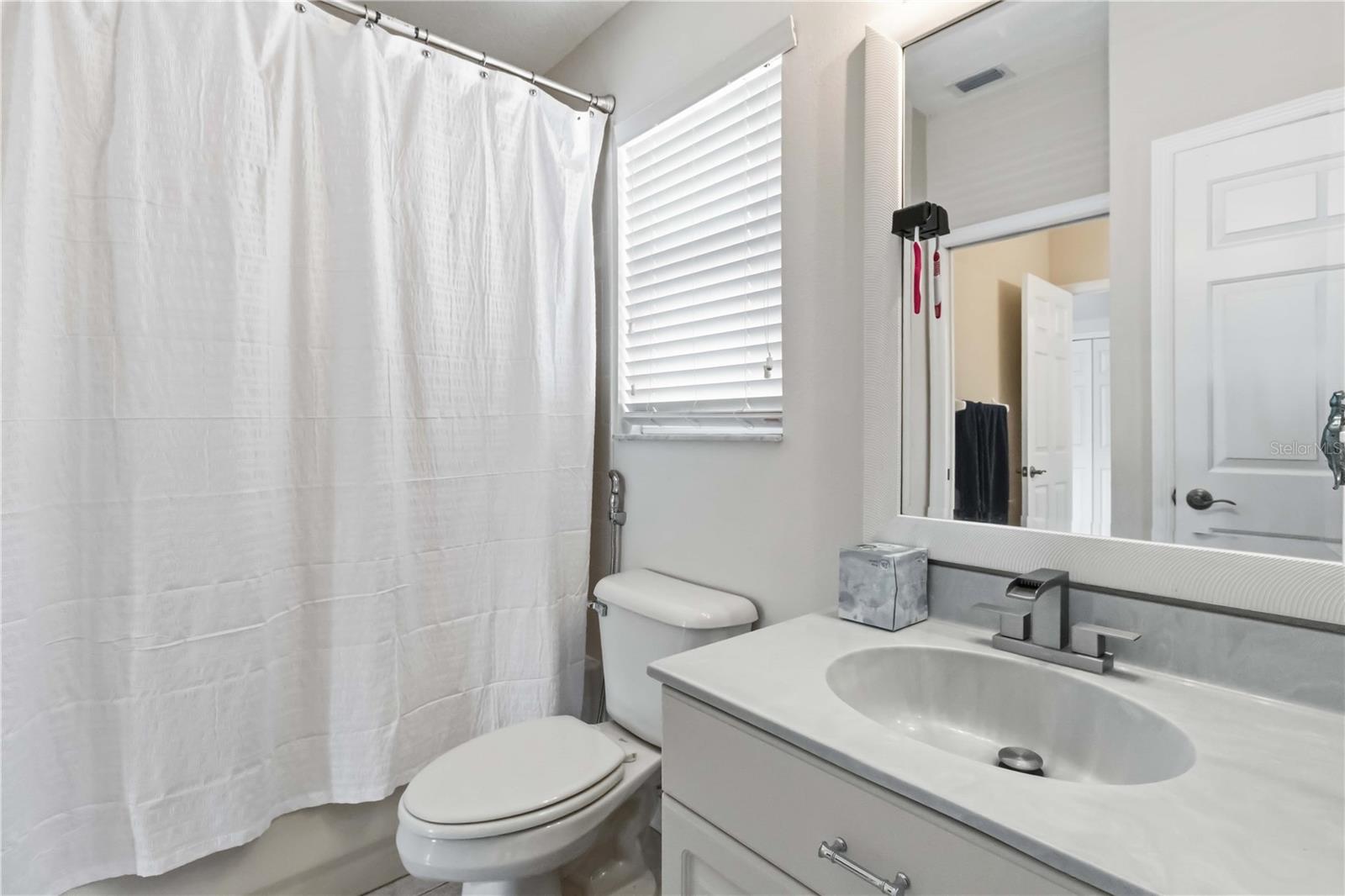 Image 35 of 58 For 10436 Canary Isle Drive