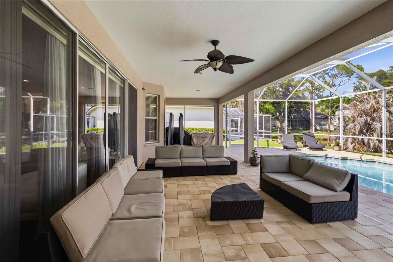 Image 44 of 58 For 10436 Canary Isle Drive