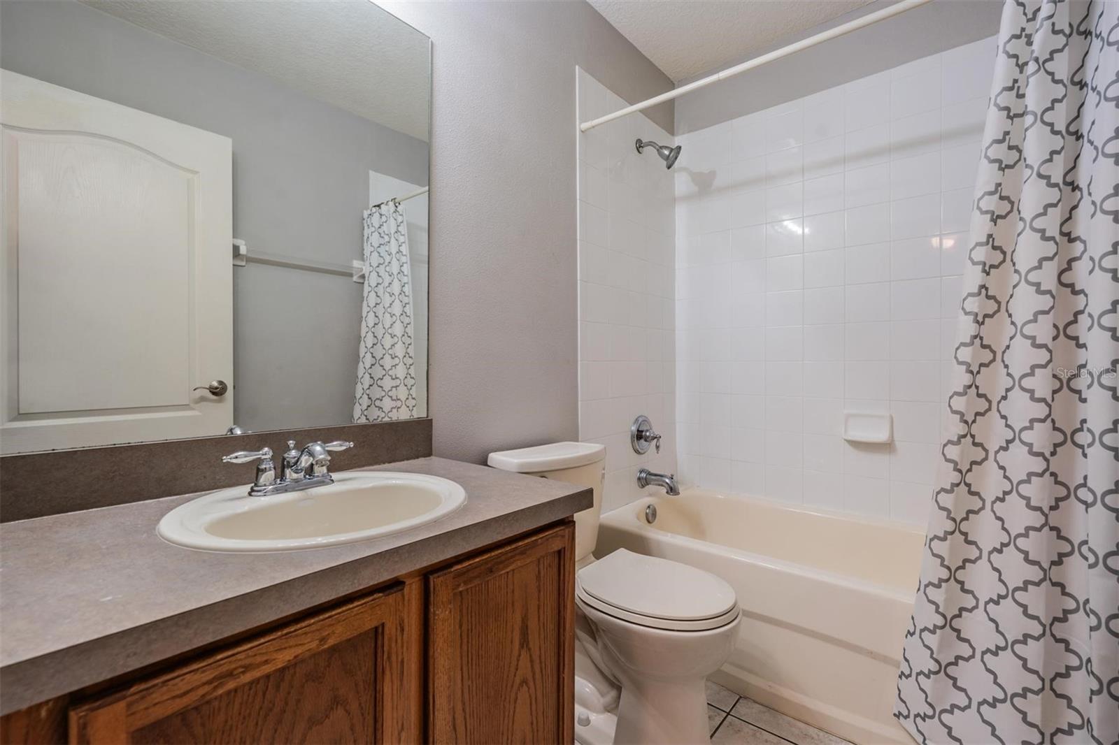Image 21 of 53 For 9084 Iron Oak Avenue