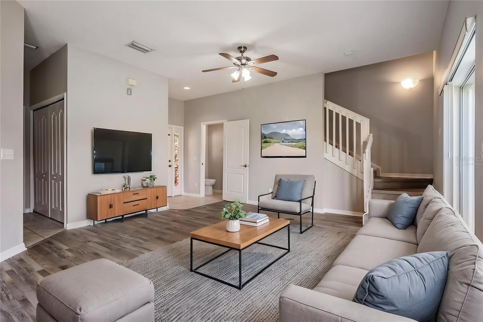 Image 7 of 53 For 9084 Iron Oak Avenue