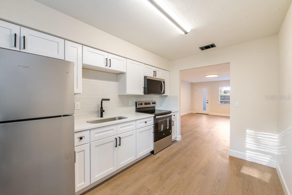 Image 19 of 26 For 3821 Everett Street