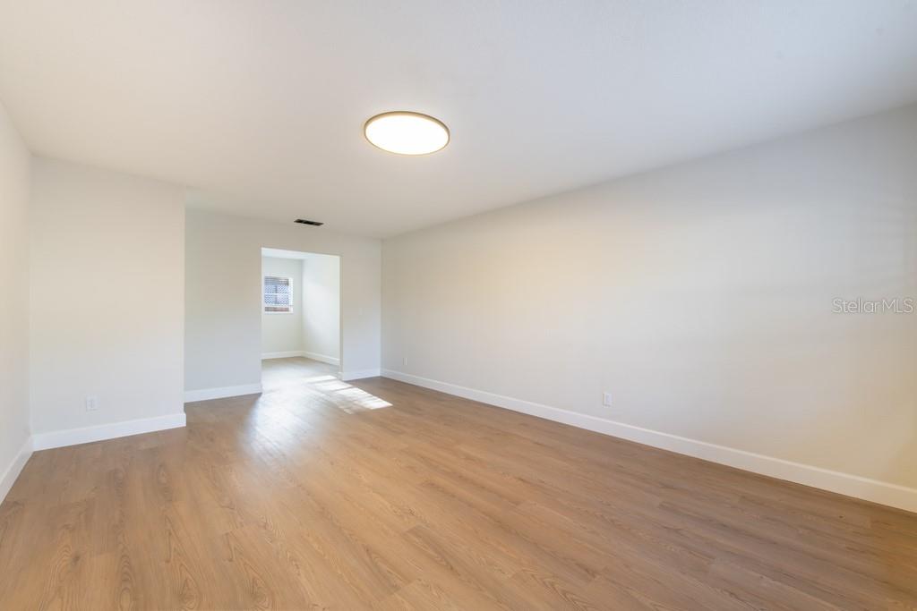 Image 6 of 26 For 3821 Everett Street