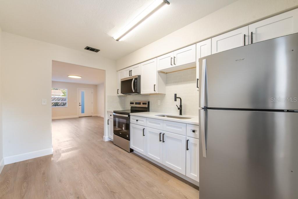 Image 8 of 26 For 3821 Everett Street