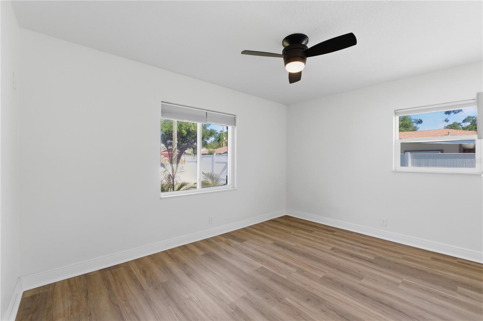 Image 11 of 23 For 7005 Duncan Avenue A