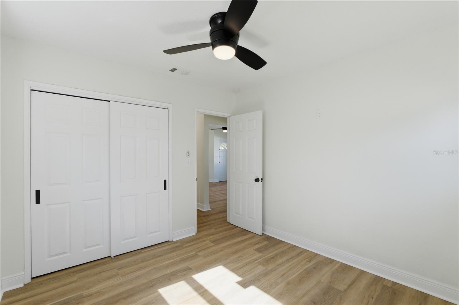 Image 15 of 23 For 7005 Duncan Avenue A