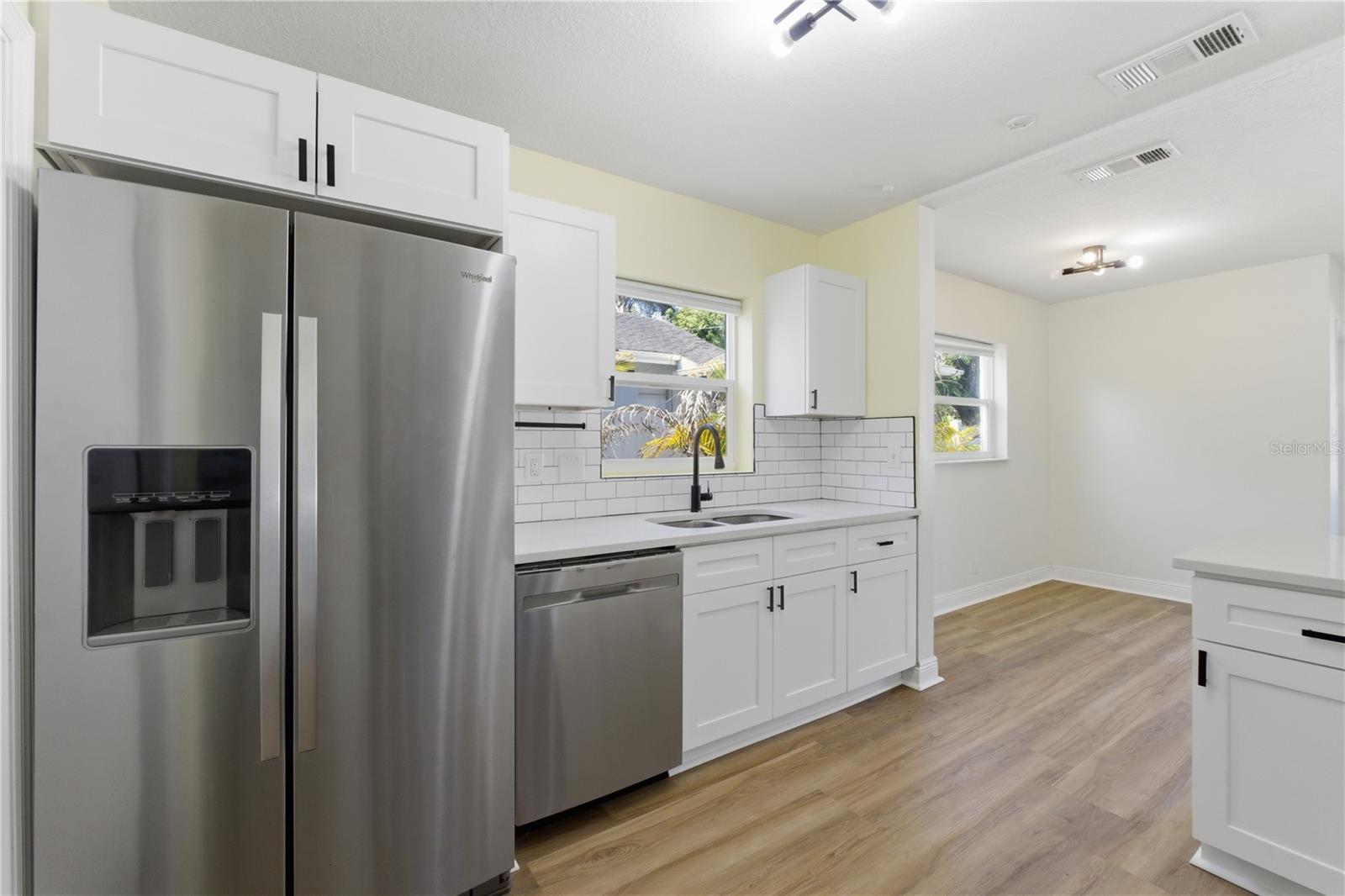 Image 21 of 23 For 7005 Duncan Avenue A