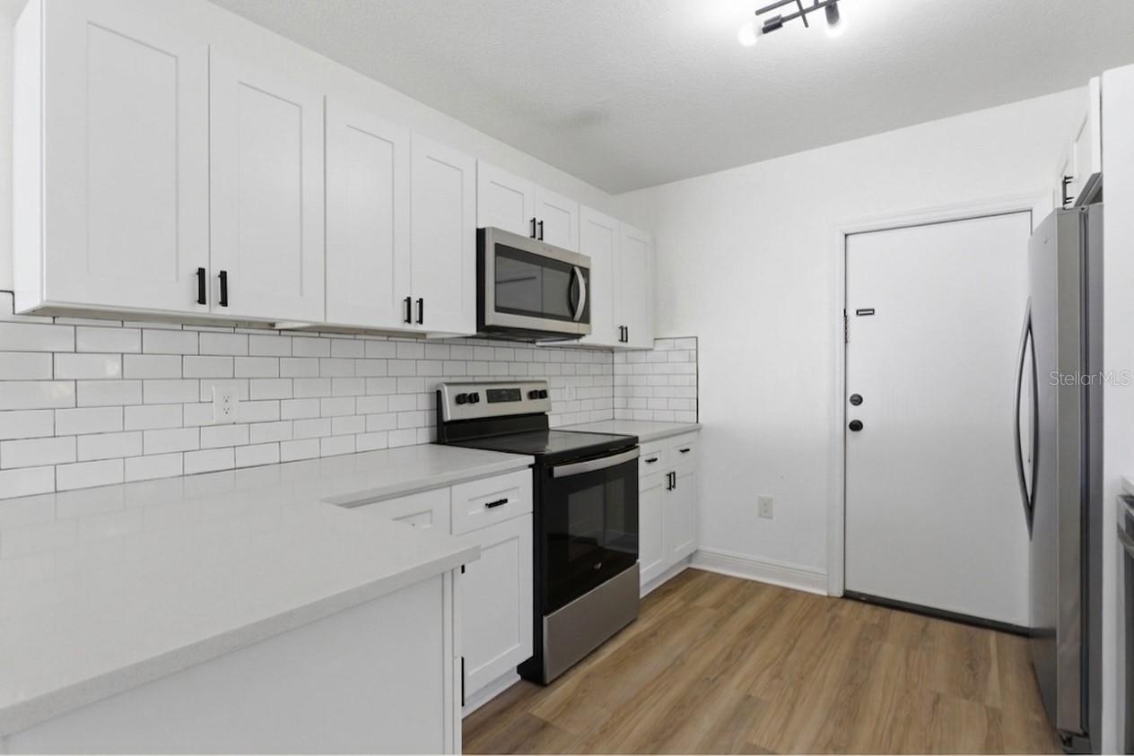 Image 4 of 23 For 7005 Duncan Avenue A