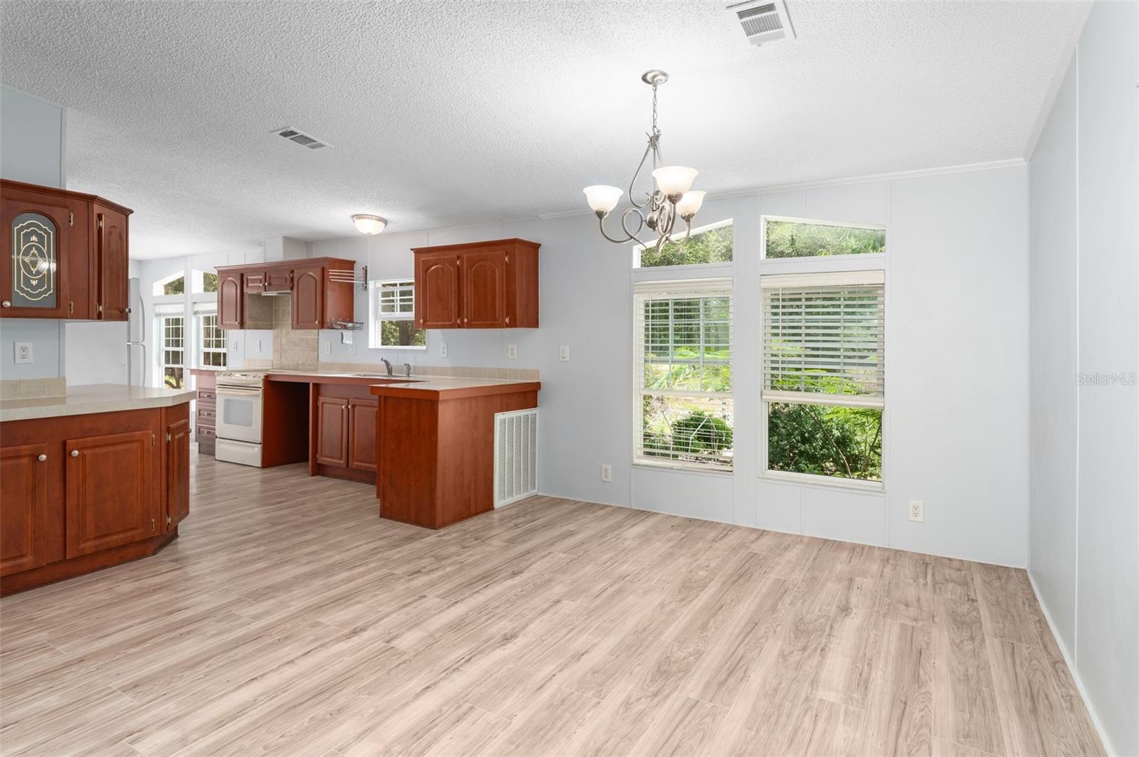 Image 11 of 29 For 5841 164th Avenue