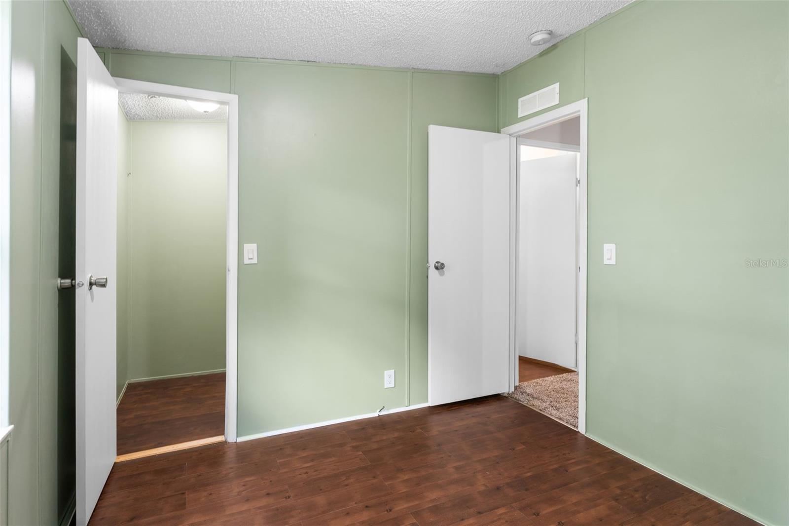 Image 14 of 29 For 5841 164th Avenue
