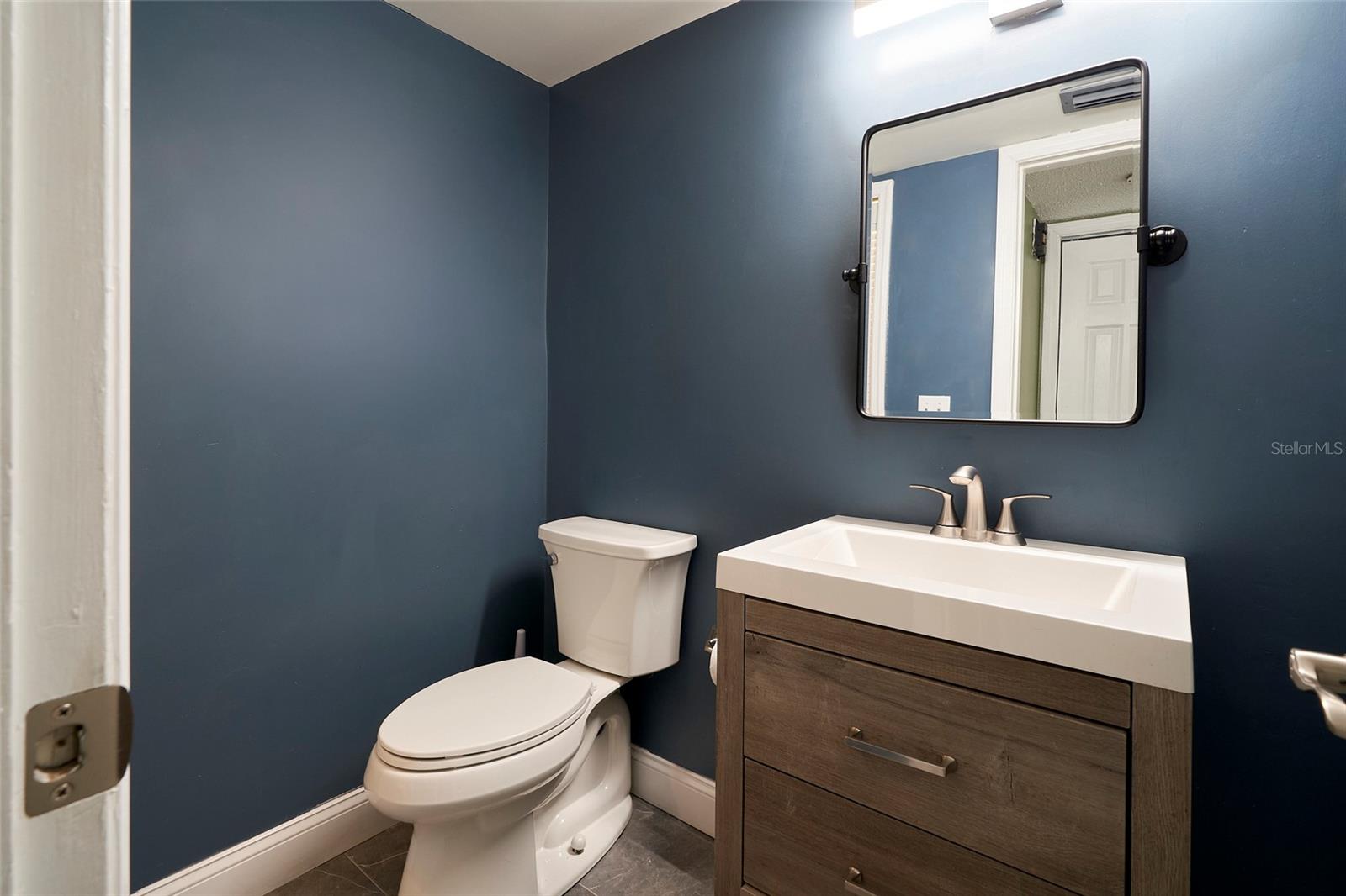 Image 15 of 26 For 11905 Lakemist Circle 74