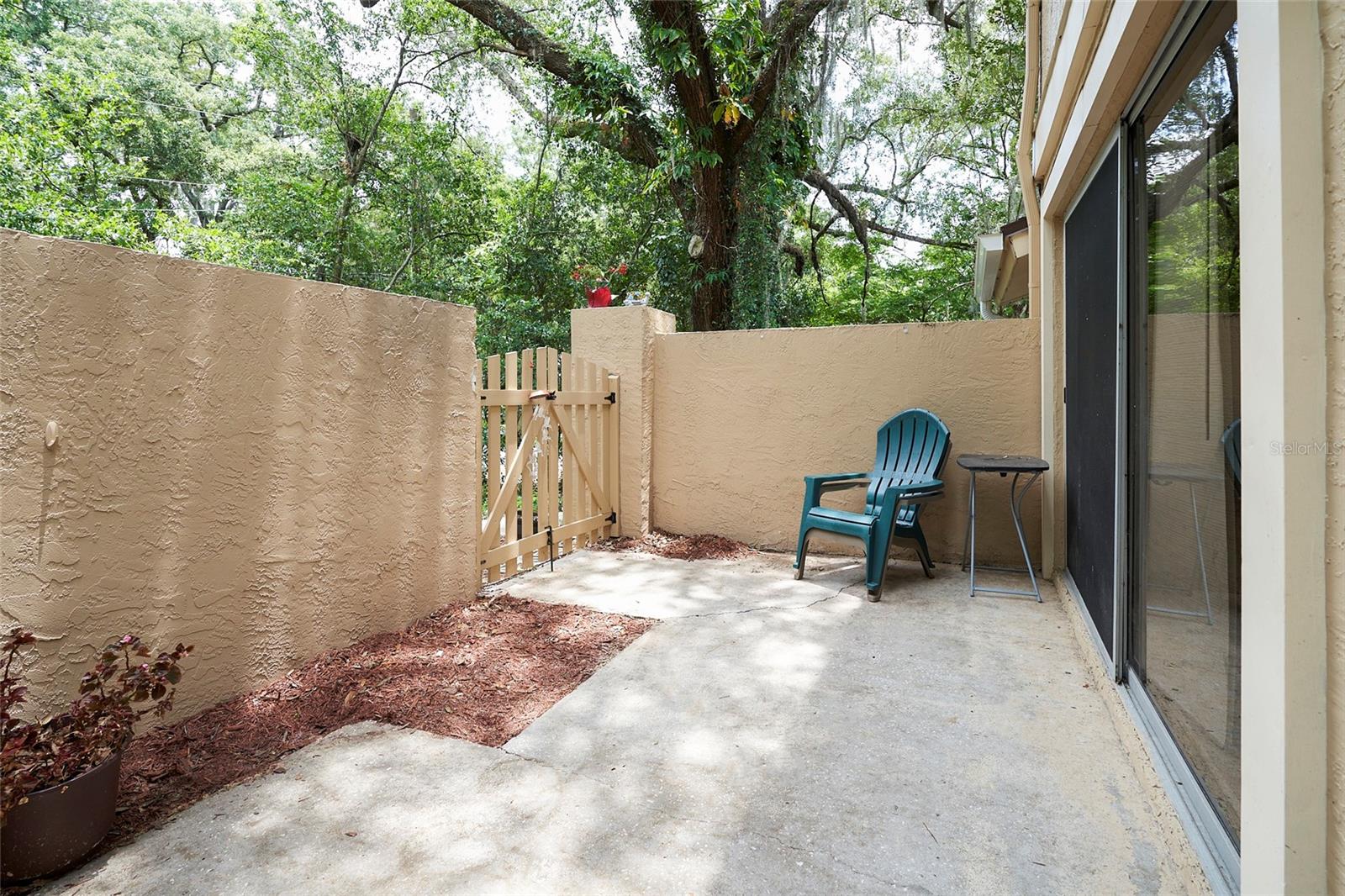 Image 22 of 26 For 11905 Lakemist Circle 74