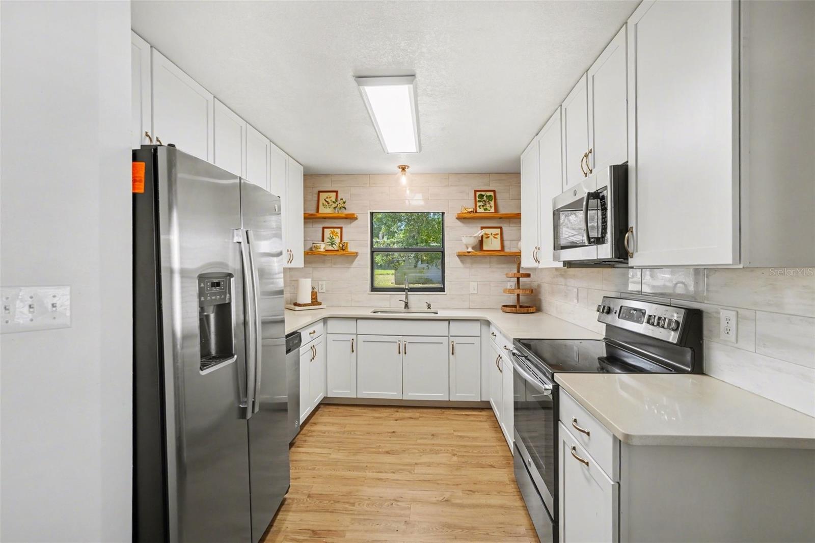 Image 11 of 30 For 851 Rolling Woods Lane