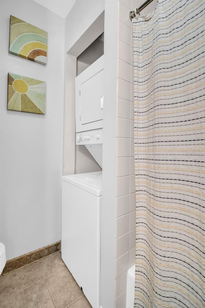 Image 30 of 61 For 608 Windrush Bay Drive 225