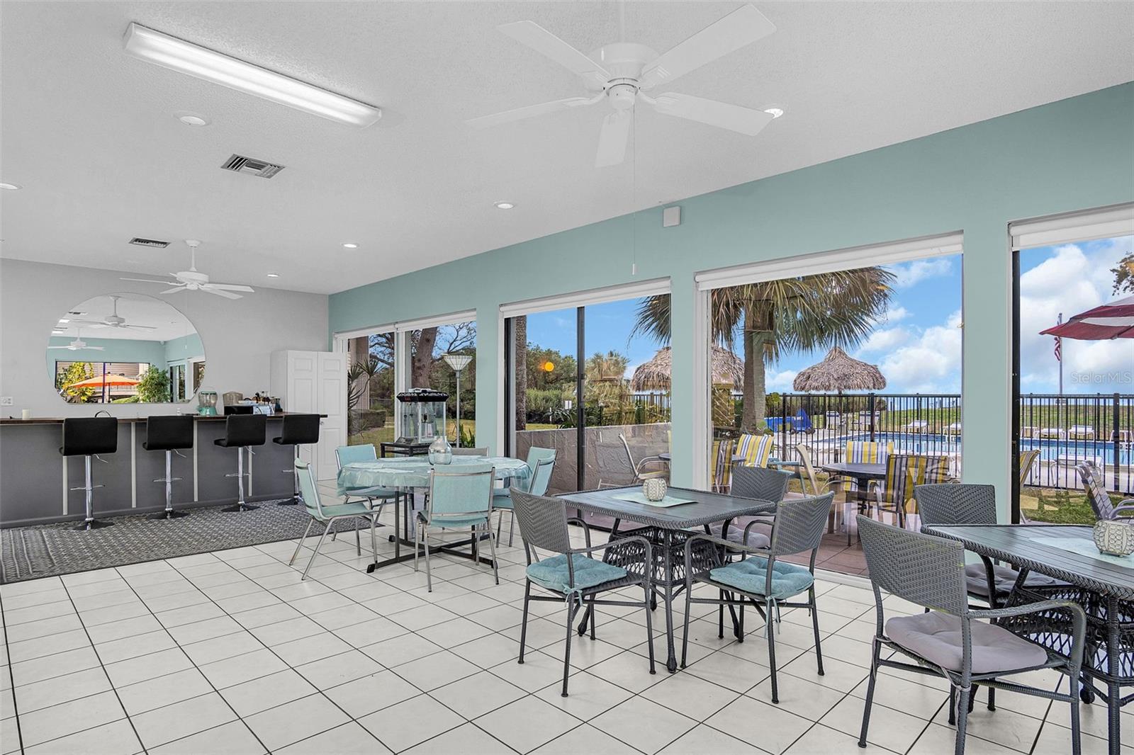 Image 37 of 61 For 608 Windrush Bay Drive 225