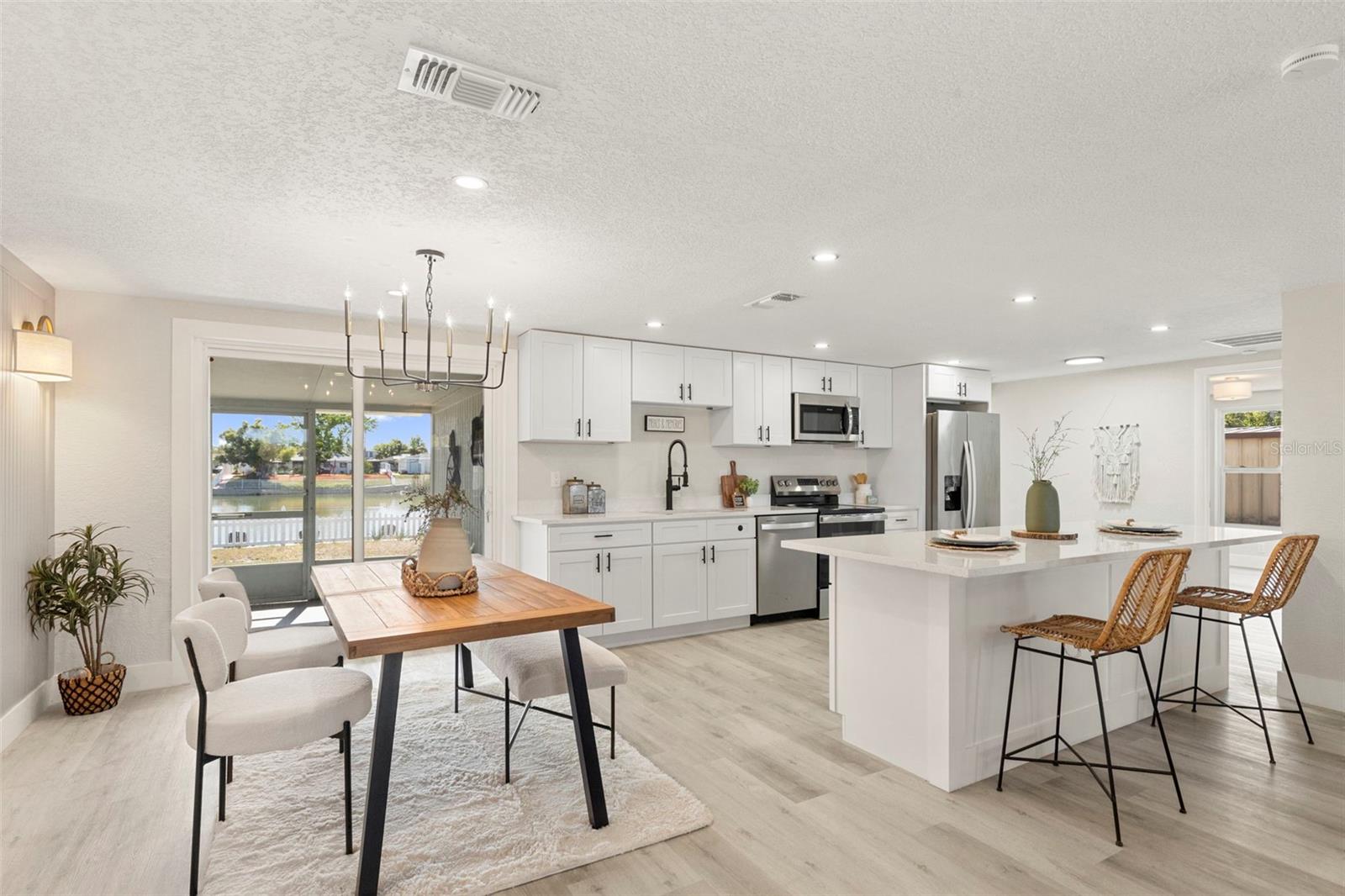Image 22 of 88 For 10200 Amadeus Drive