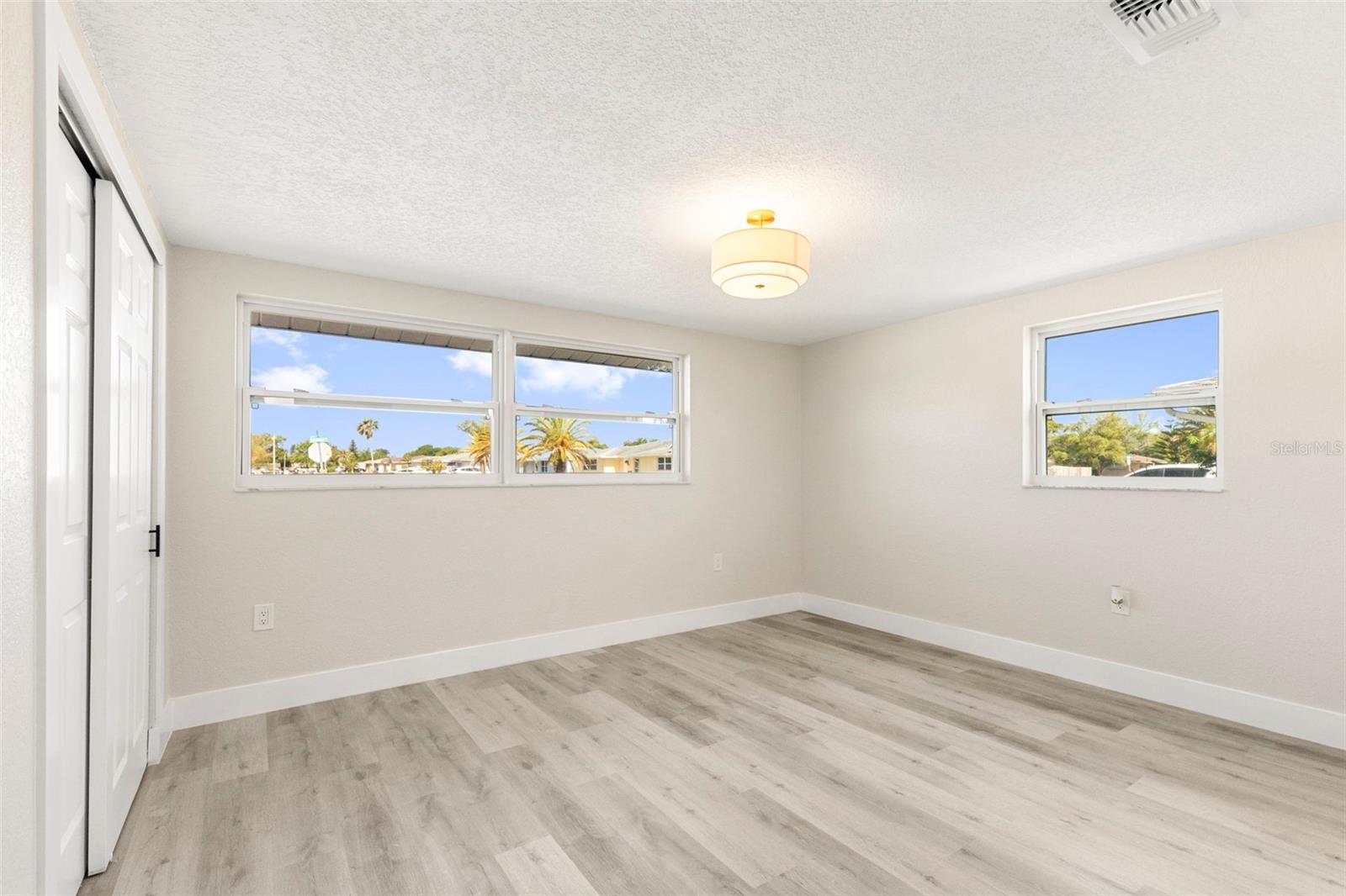 Image 36 of 88 For 10200 Amadeus Drive