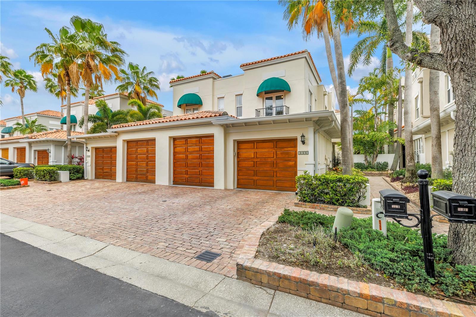 Details for 1133 Abbeys Way, TAMPA, FL 33602