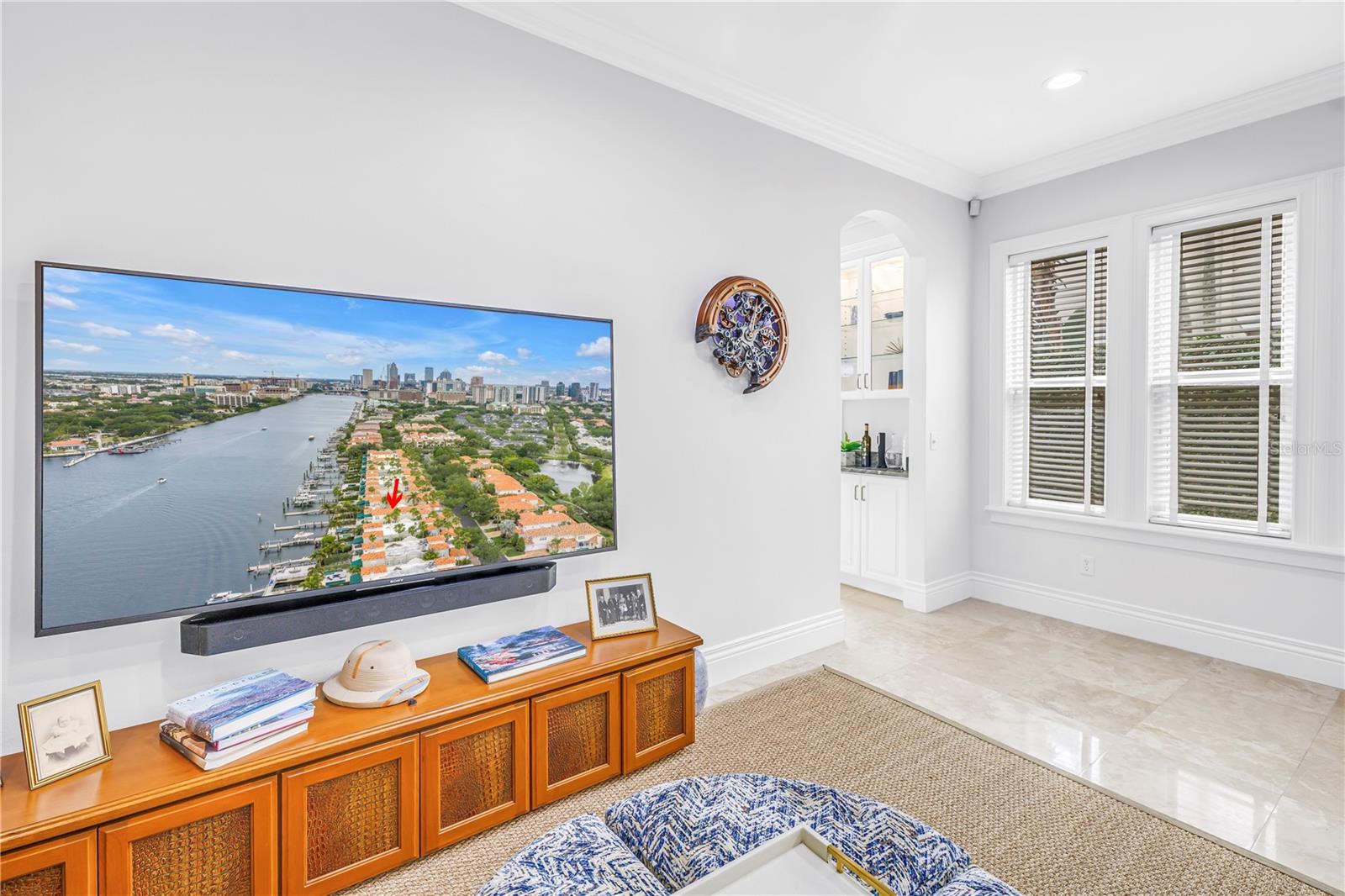 Image 11 of 100 For 1133 Abbeys Way